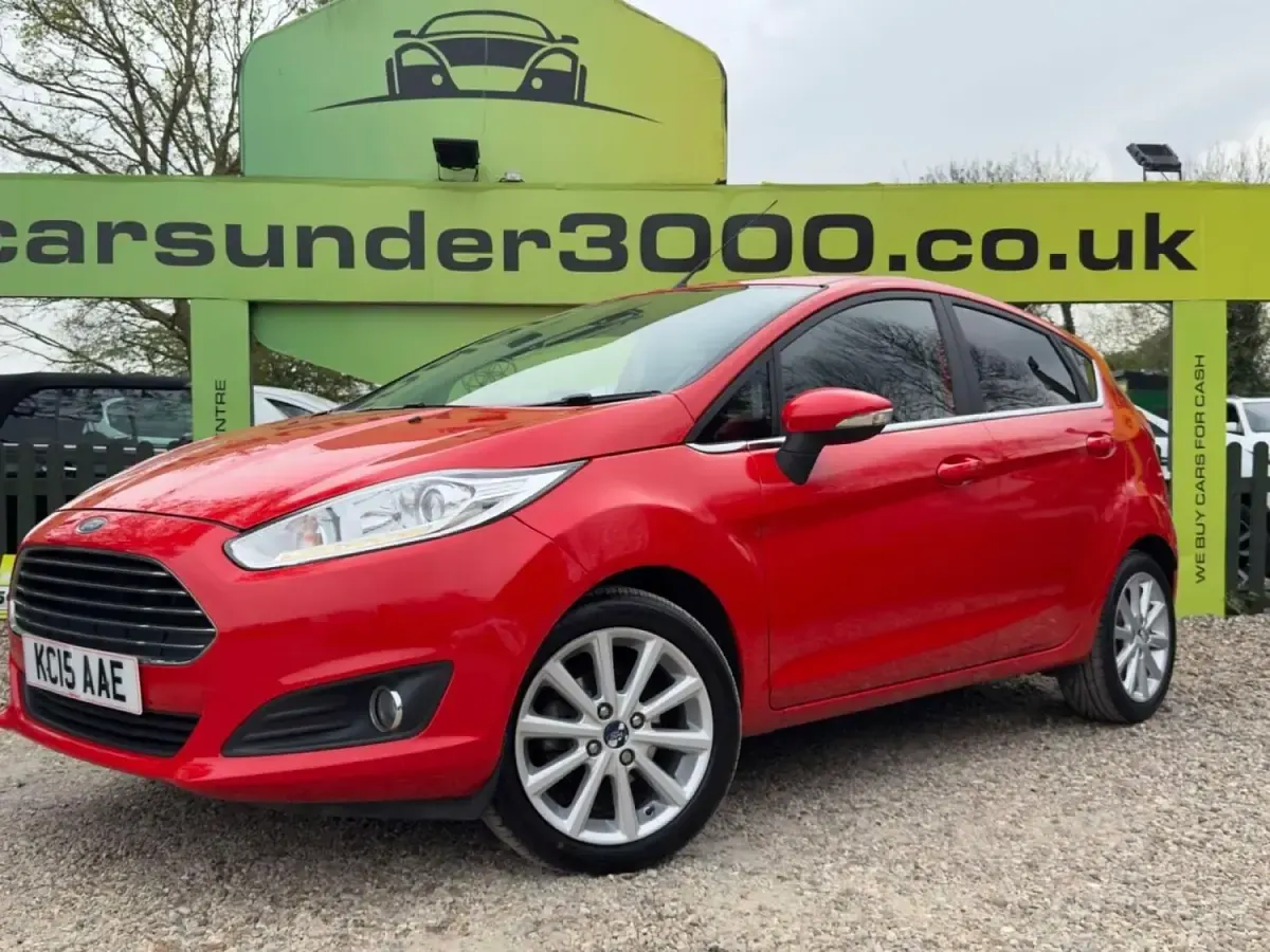 Used Ford Fiesta Titanium 2015 Red Hatchback