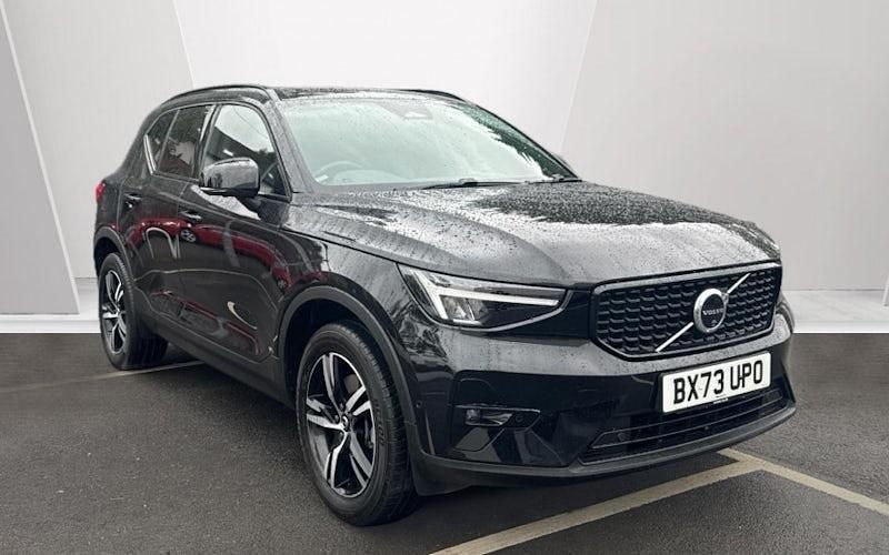 Used 2026 Volvo XC40 Plus SUV | £27,290 (Good price) - Image 1/4