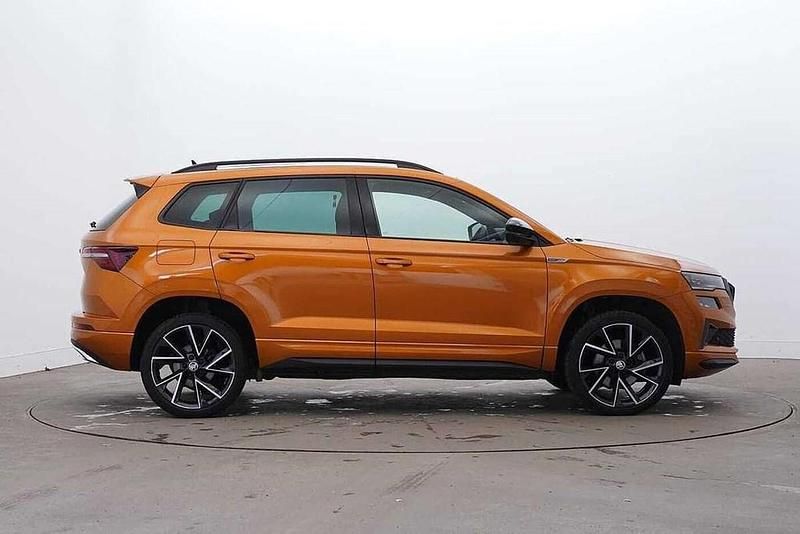 Used Skoda Karoq SportLine 150 HP (110 kW) 2023 Phoenix orange metallic SUV