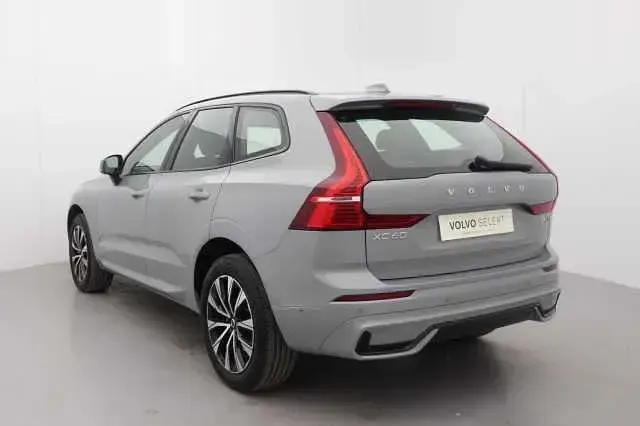 Used Volvo XC60 Plus 247 HP (181 kW) 2025 SUV