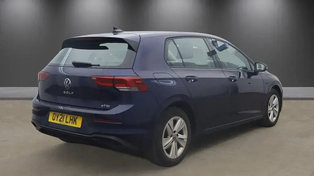 Used VW Golf VIII S 150 HP (110 kW) 2021 Blue Hatchback