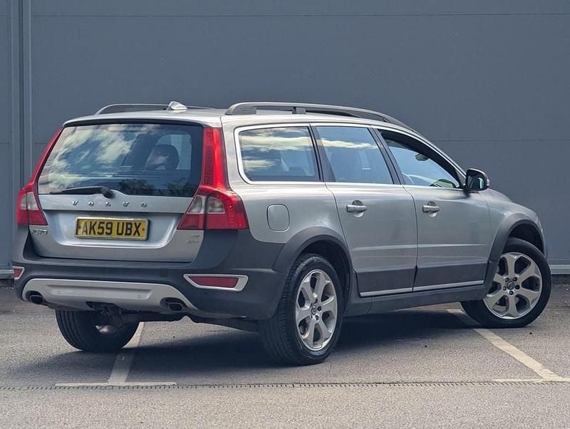 Used Volvo XC70 SE Lux 2009 Silver Estate