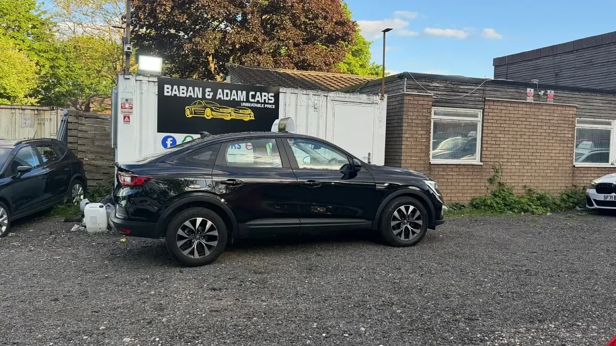 Used Renault Arkana Evolution 2023 Black SUV