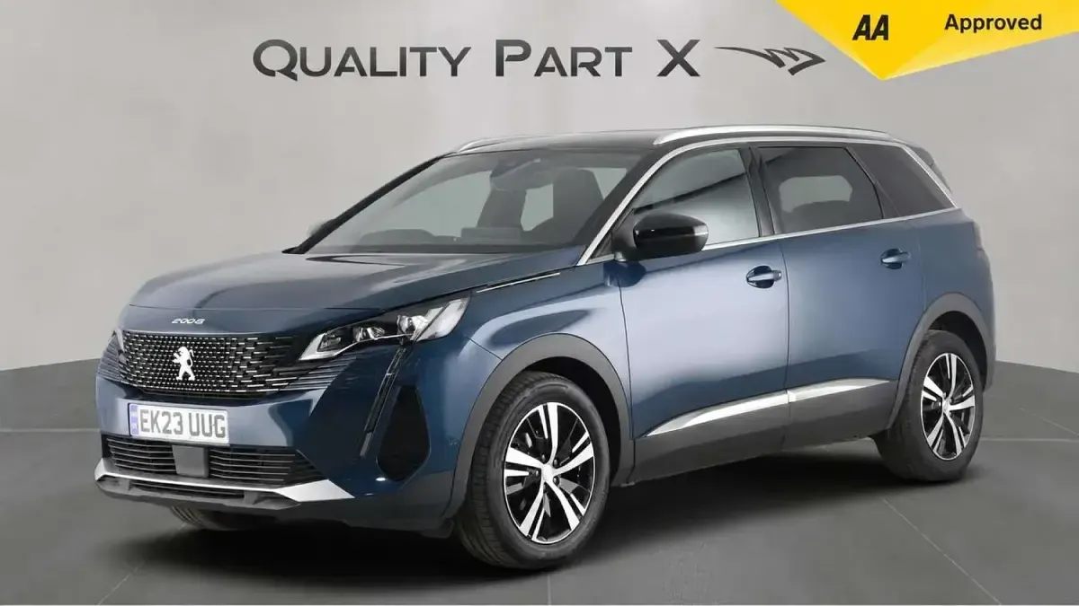 Used Peugeot 5008 GTi 130 HP (95 kW) 2023 Blue SUV