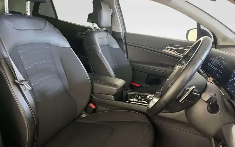 Used Kia Sportage 209 HP (153 kW) 2025 Grey SUV