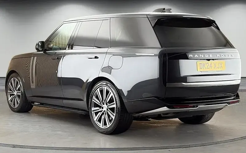 Used Land Rover Range Rover Autobiography 460 HP (338 kW) 2026 SUV