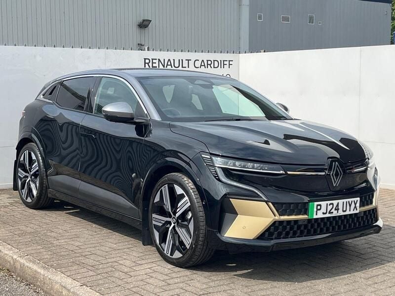 Black/grey Used 2024 Renault Mégane Iconic Hatchback | £21,657 (Fair price) - Image 1/3