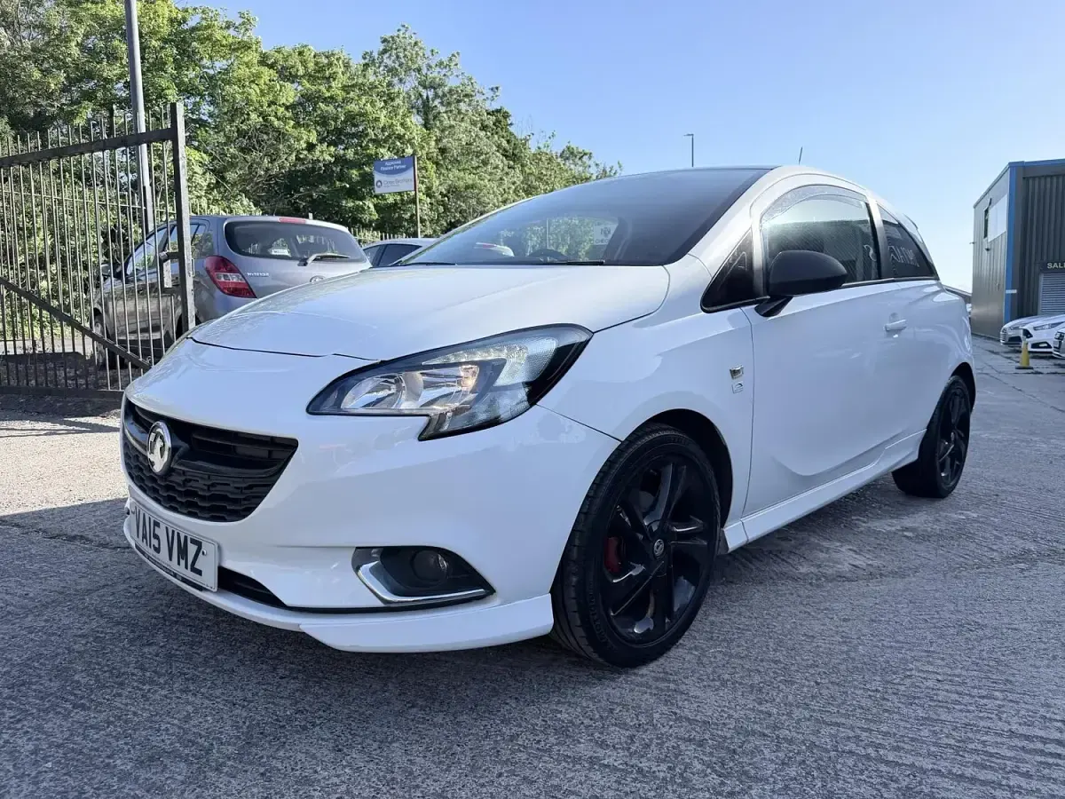 Used Vauxhall Corsa Edition 2015 White Hatchback