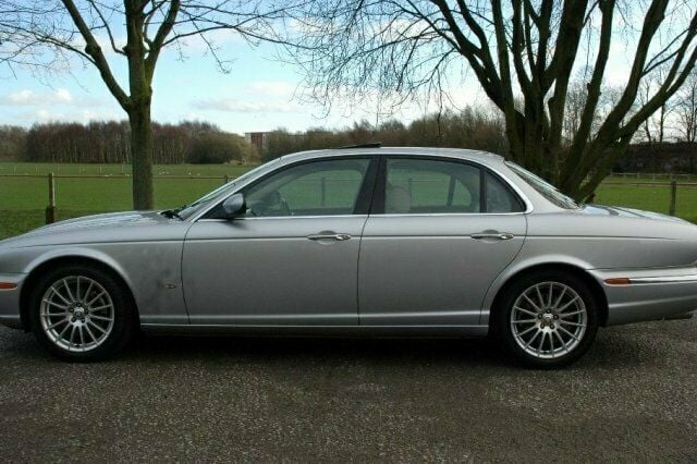 Used Jaguar XJ6 Sovereign 240 HP (176 kW) 2006 Silver Sedan
