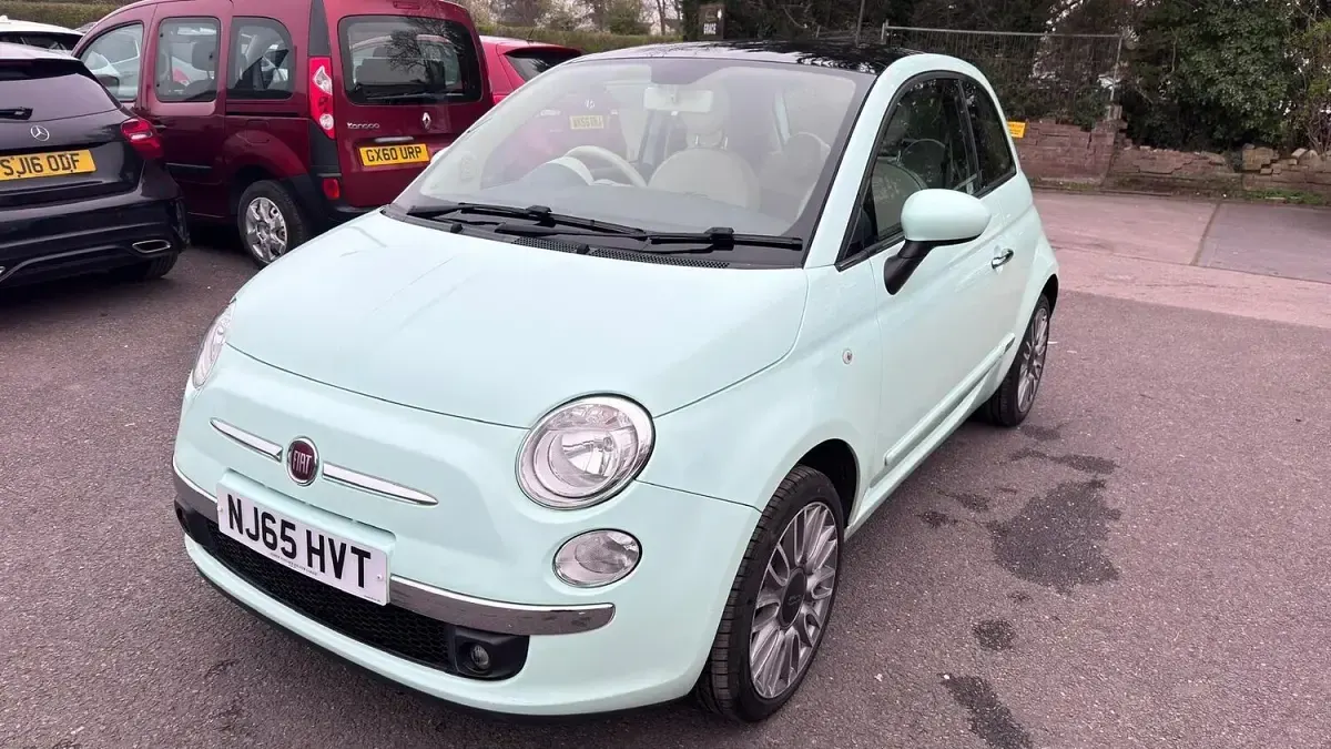 Used Fiat 500 Lounge 69 HP (50 kW) 2015 Green Hatchback