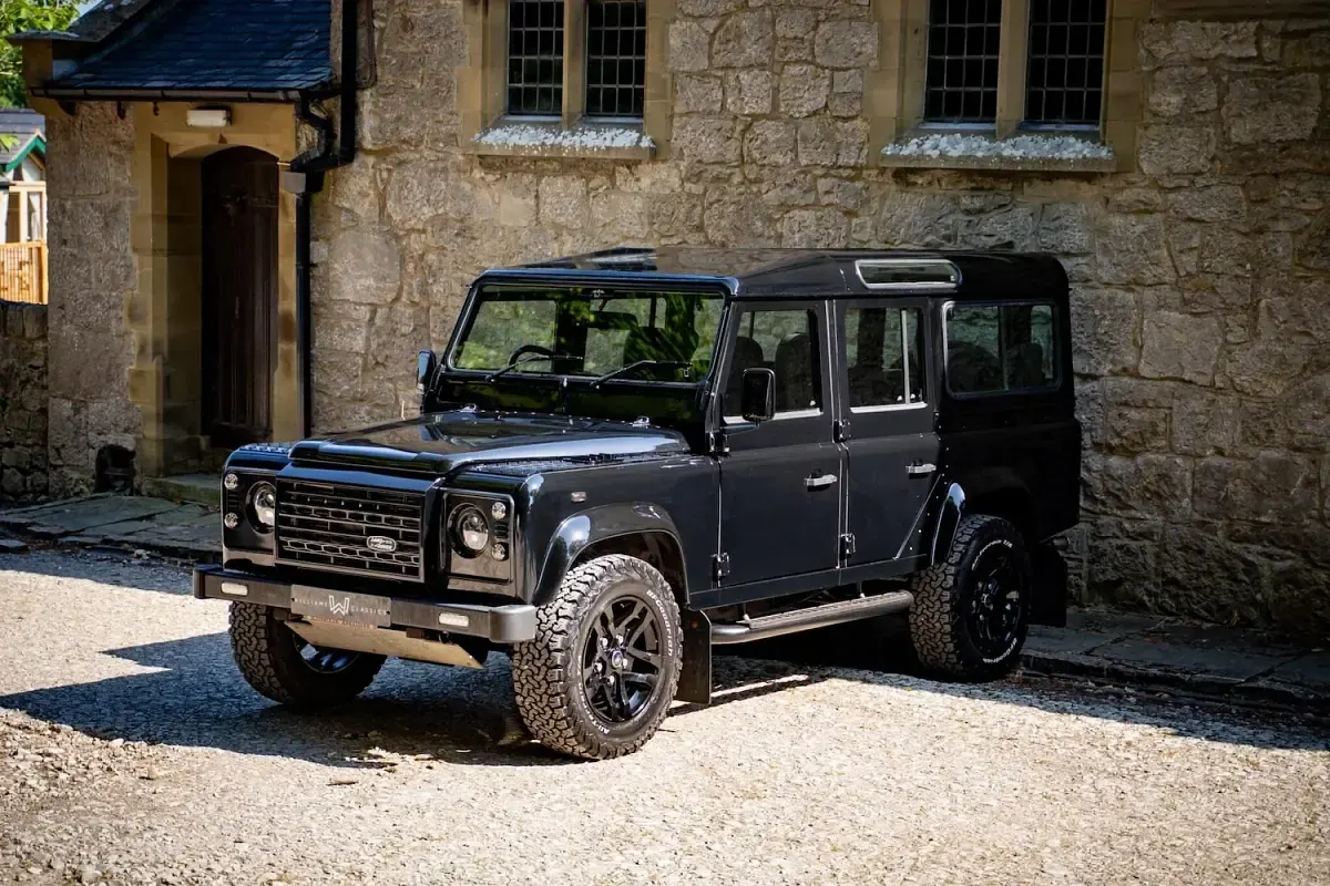 Used Land Rover Defender 2004 Black Estate