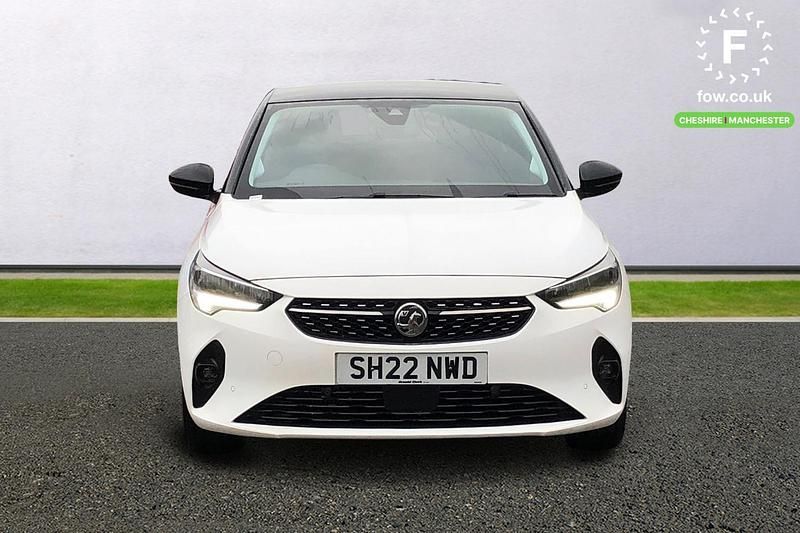 Used Vauxhall Corsa Edition 101 HP (74 kW) 2022 White Hatchback