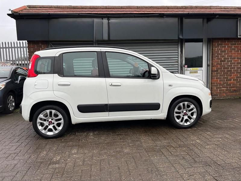 Used Fiat Panda Lounge 69 HP (50 kW) 2014 White Hatchback
