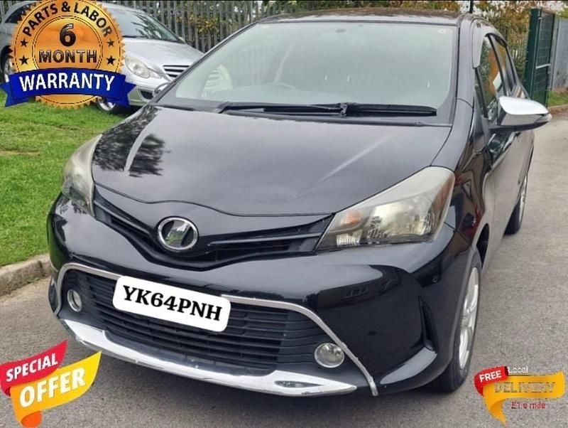 Black Used 2014 Toyota Yaris Hatchback | £5,999 (Good price) - Image 1/4