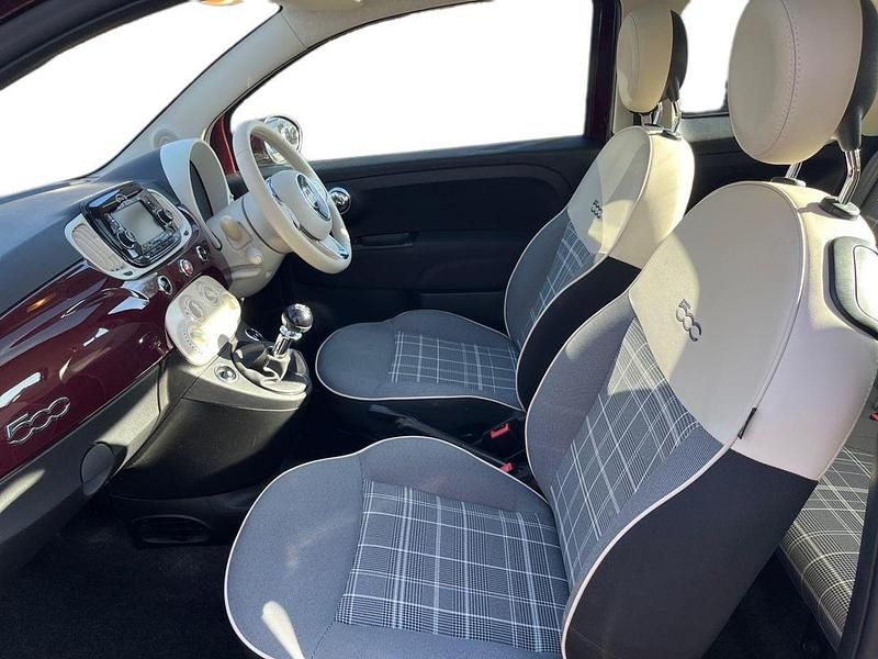 Used Fiat 500 Lounge 69 HP (50 kW) 2019 Red Hatchback