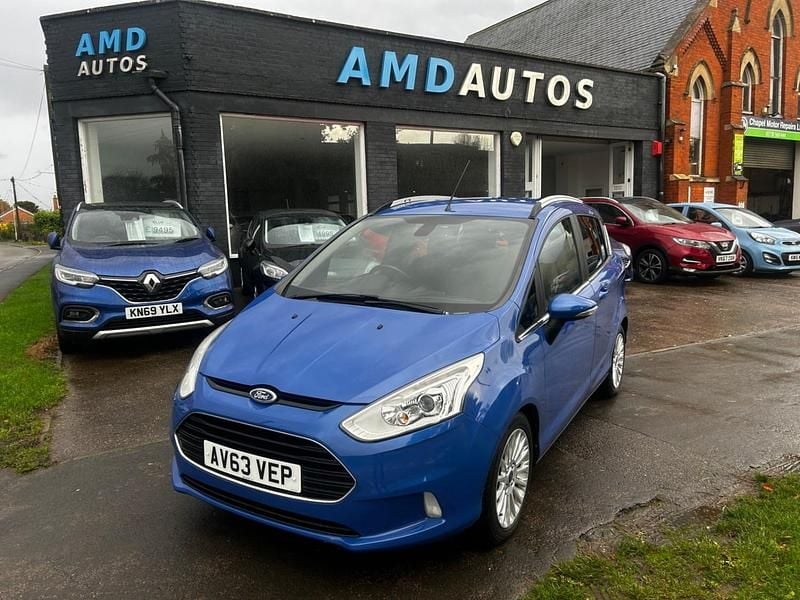 Blue Used 2014 Ford B-MAX Titanium MPV | £3,495 (Fair price) - Image 1/4