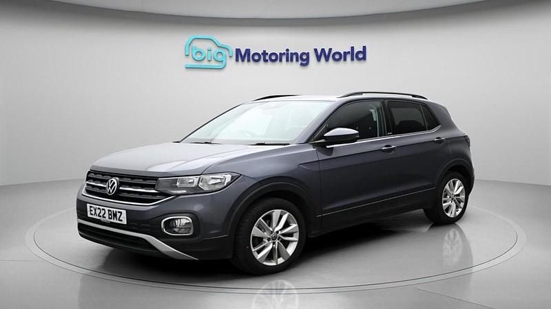 Used VW T-Cross Active 110 HP (80 kW) 2022 Grey SUV
