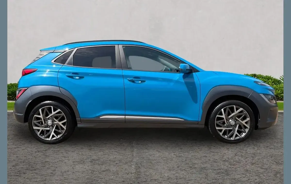 Used Hyundai Kona Premium 141 HP (103 kW) 2021 Blue SUV