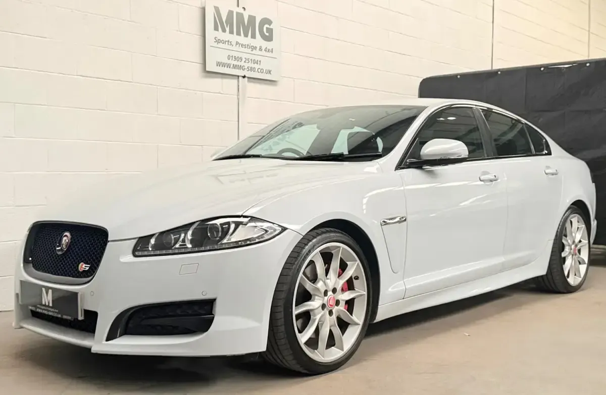 Second-hand Jaguar XF Portfolio 2015 Alb Berlinǎ