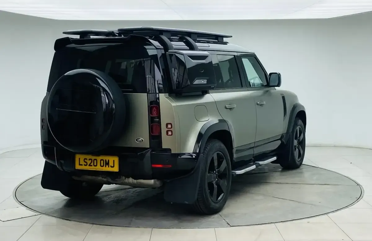 Second-hand Land Rover Defender First Edition 2020 Verde SUV