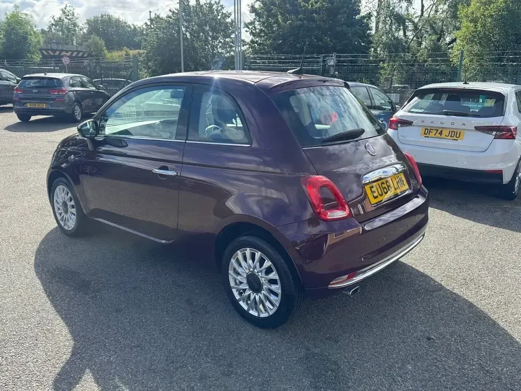 Used Fiat 500 Lounge 69 HP (50 kW) 2018 Red Hatchback