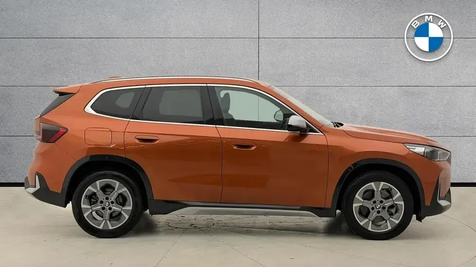 Used BMW X1 xLine 211 HP (155 kW) 2022 Orange SUV