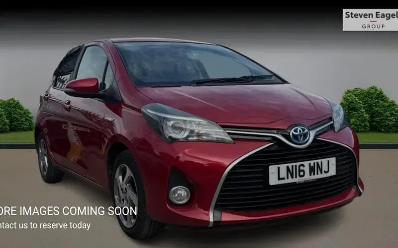 Used Toyota Yaris 101 HP (74 kW) 2016 Hatchback