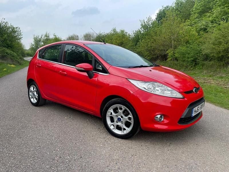 Red Used 2011 Ford Fiesta Zetec Hatchback | £3,795 (Fair price) - Image 1/4
