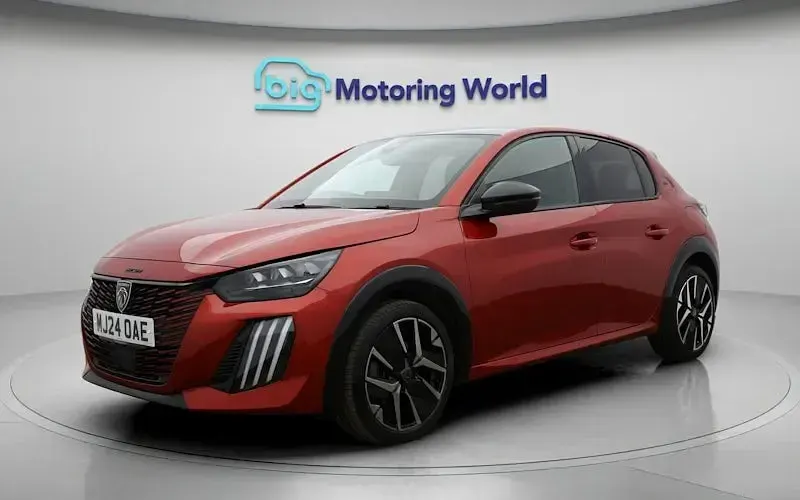 Gebraucht Peugeot 208 GT 102 PS (75 kW) 2024 Rot Kleinwagen