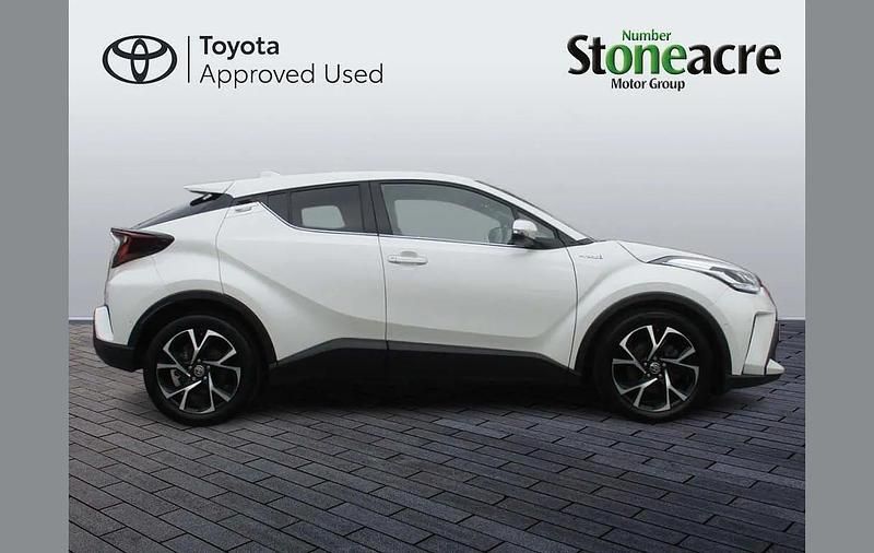 Used Toyota C-HR Design 122 HP (89 kW) 2020 White SUV