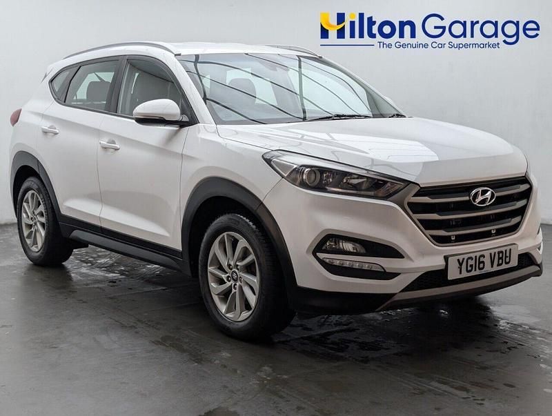 White Used 2016 Hyundai Tucson SE SUV | £11,850 (Good price) - Image 1/4