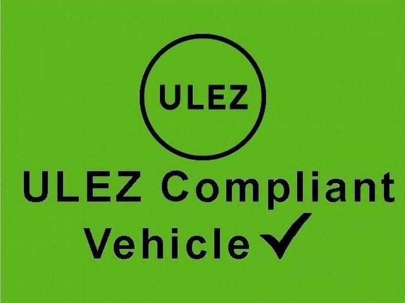 Used Renault Clio IV Dynamique 90 HP (66 kW) 2017 Blue Hatchback