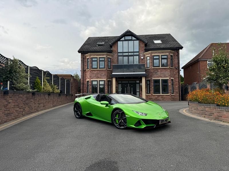 Used Lamborghini Huracán 640 HP (470 kW) 2019 Green Cabriolet