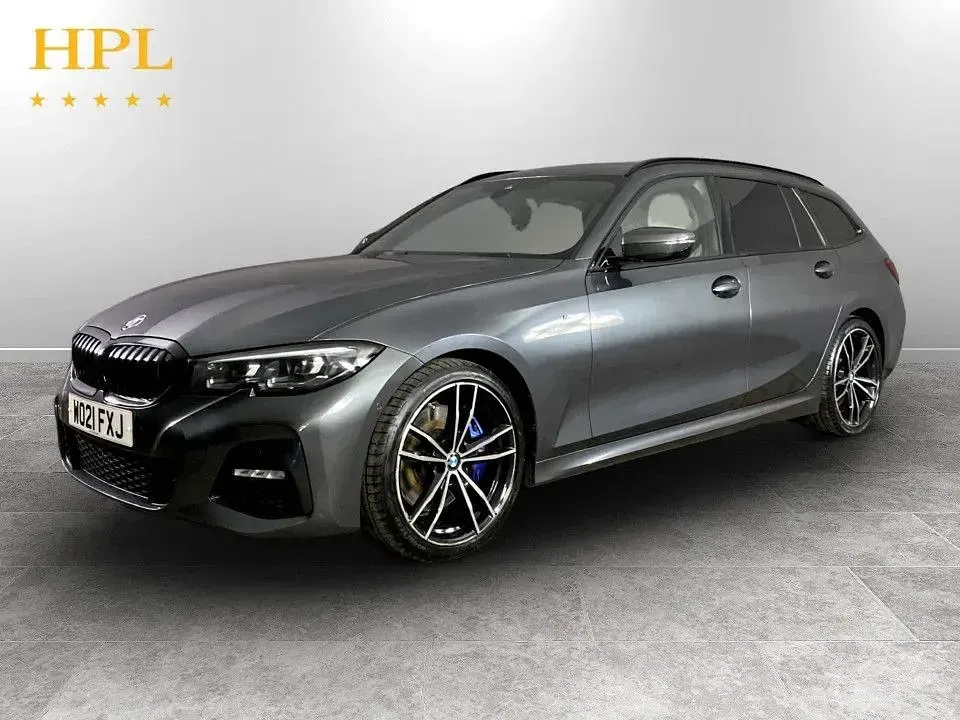 Usado BMW 320 M Sport 190 HP (139 kW) 2021 Cinzento Carrinha