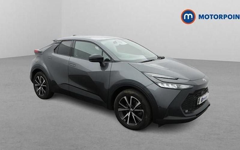 Used Toyota C-HR Design 223 HP (164 kW) 2026 SUV