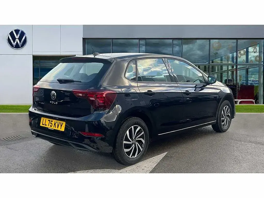 New VW Polo Life 80 HP (58 kW) 2025 Ascot grey Hatchback