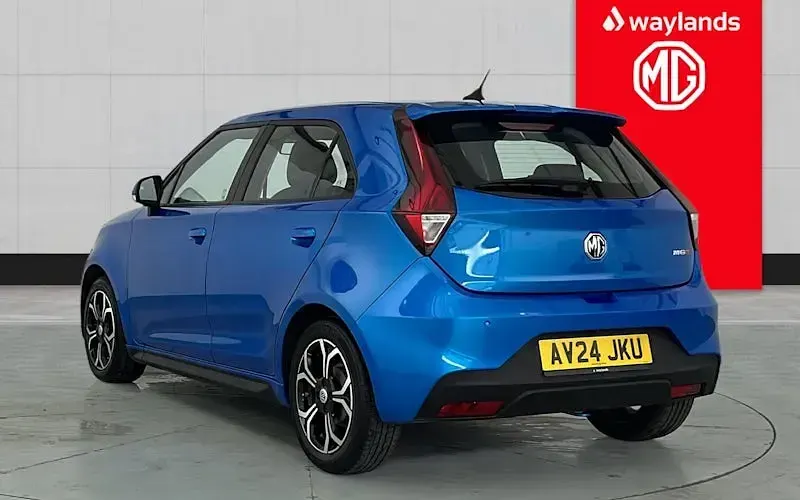 Used MG MG3 Exclusive 106 HP (77 kW) 2024 Blue Hatchback