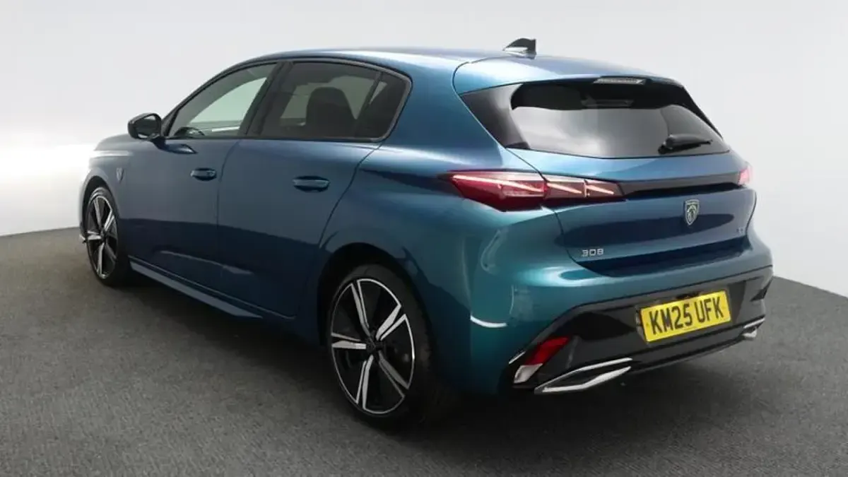 Used Peugeot 308 GT 134 HP (98 kW) 2025 Blue Hatchback