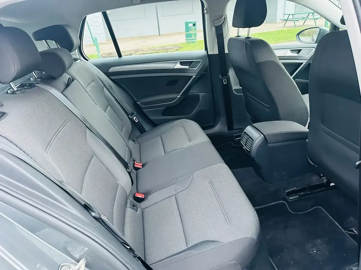 Used VW e-Golf 99 kW (135 HP) 2019 Grey Hatchback