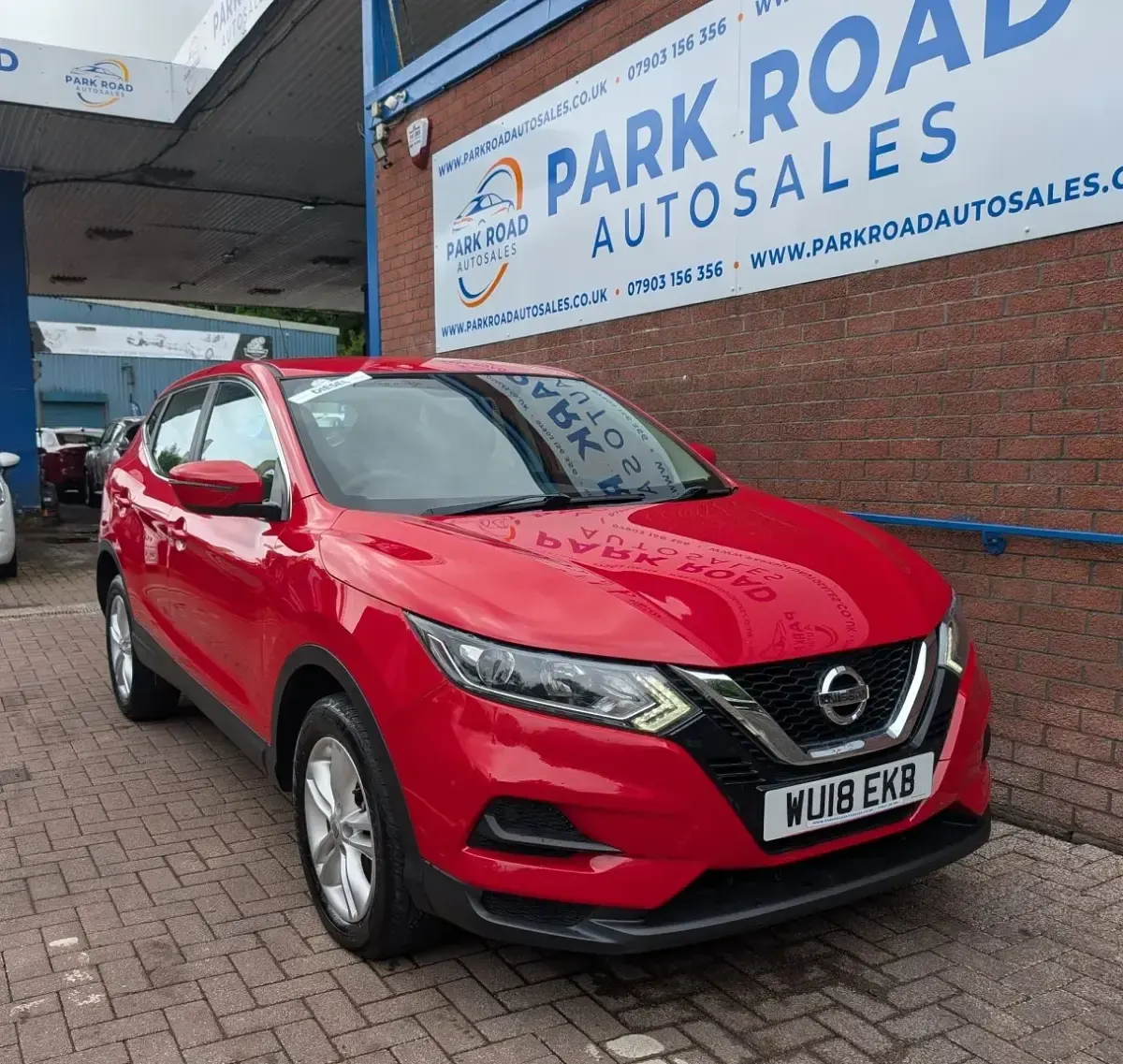 Used Nissan Qashqai Visia 2018 Red SUV