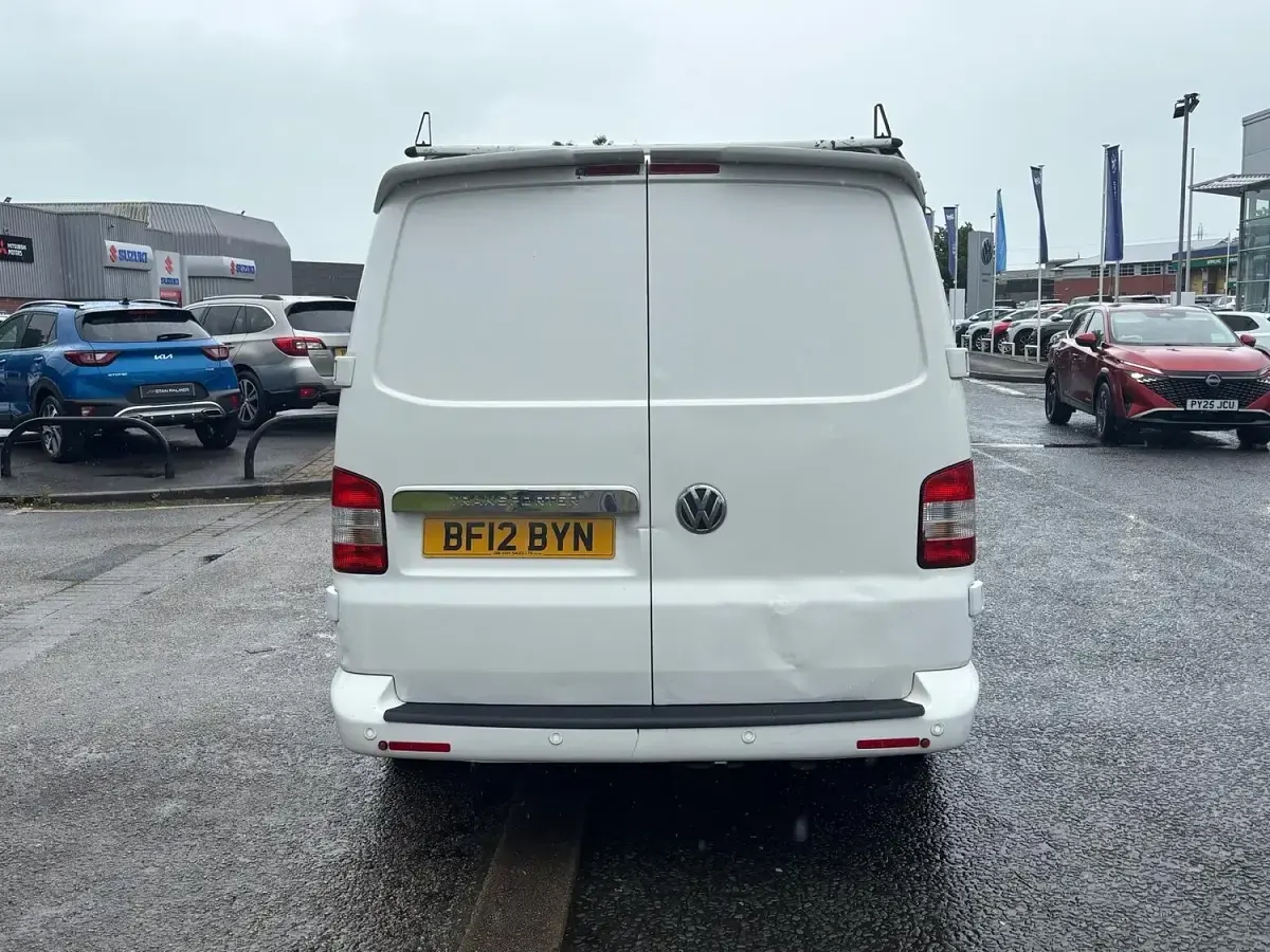 Used VW T5 102 HP (75 kW) 2012 White Van