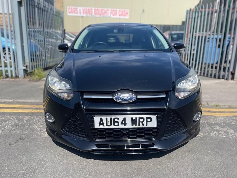 Used Ford Focus Zetec 115 HP (84 kW) 2014 Black Hatchback