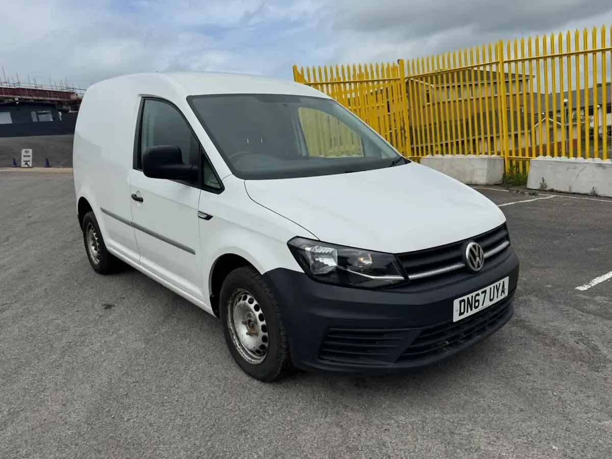 Used VW Caddy Startline 102 HP (75 kW) 2017 White MPV
