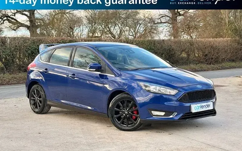 Begagnad Ford Focus Titanium 125 HK (91 kW) 2017 Halvkombi