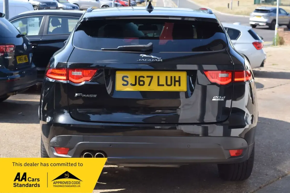 Used Jaguar F-Pace R-Sport 180 HP (132 kW) 2017 Black SUV