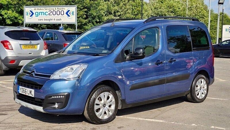 Blue Used 2016 Citroën Berlingo XTR MPV | £5,995 (Fair price) - Image 1/4