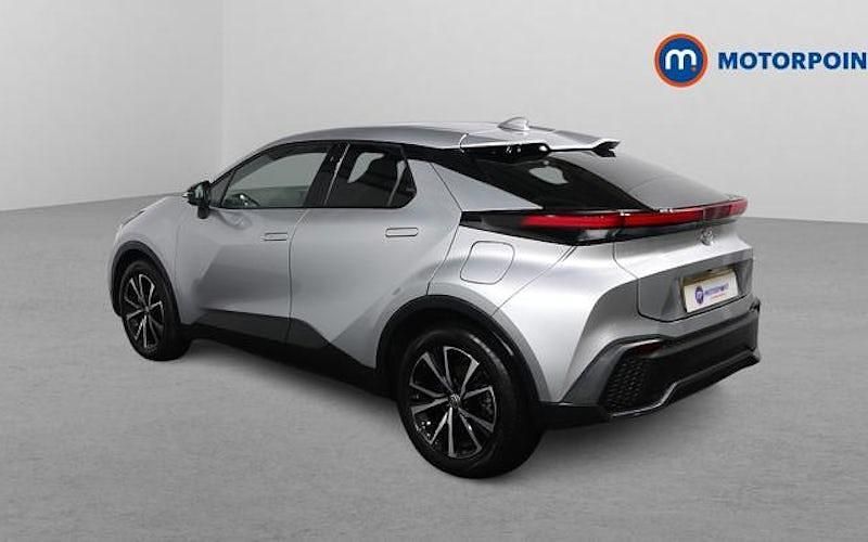 Used Toyota C-HR Design 223 HP (164 kW) 2026 SUV