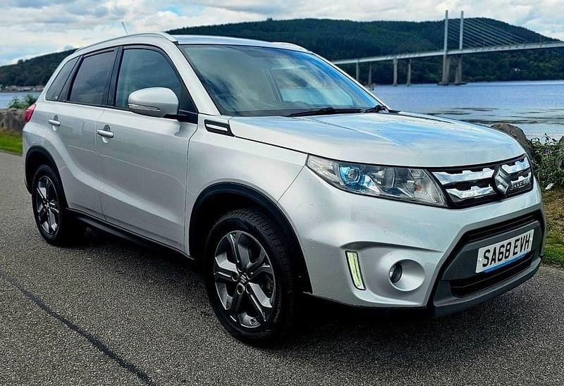 Silver Used 2018 Suzuki Vitara SZ5 SUV | £8,995 (Good price) - Image 1/4