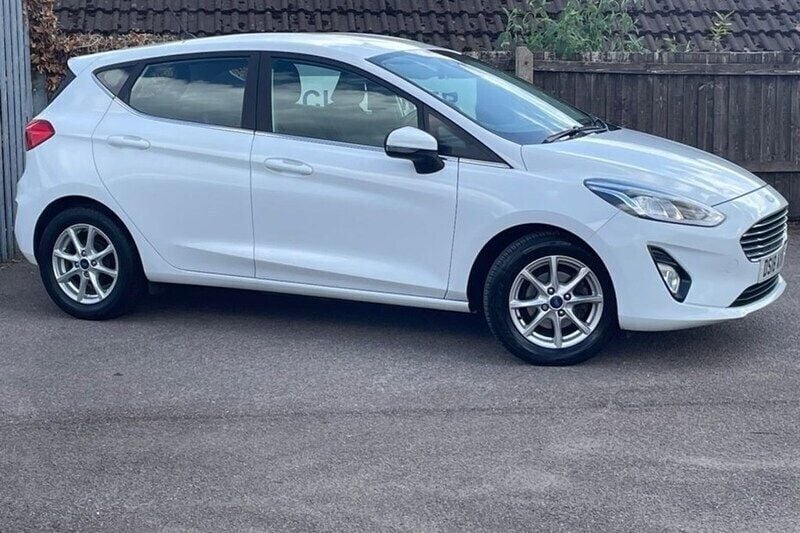 White Used 2018 Ford Fiesta Zetec Hatchback | £10,495 (Fair price) - Image 1/1