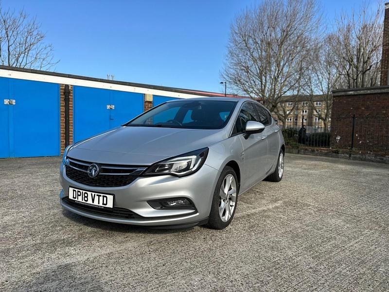 Used Vauxhall Astra SRi 2018 Silver Hatchback